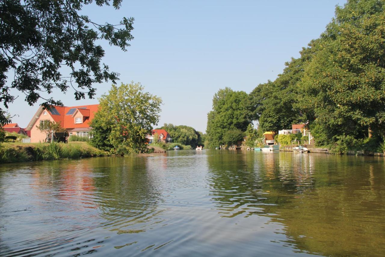 Апартаменты Huus Ant Deep Og Greetsiel Крумхёрн Экстерьер фото